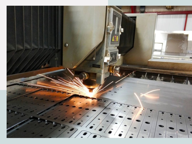 Лазерная резка металла в Канаше от 616 руб.